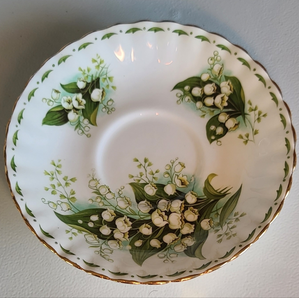 Vintage teacup saucer